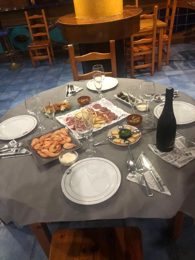 Hostal Restaurante La Cepa Cenicero Esterno foto